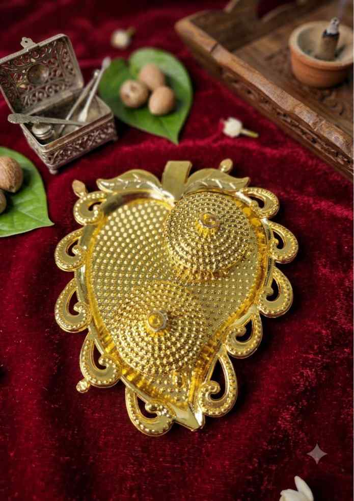 4-Inch Leaf-Shaped Decorative Gold-Finish Kumkum & Haldi Holder for Pooja Décor